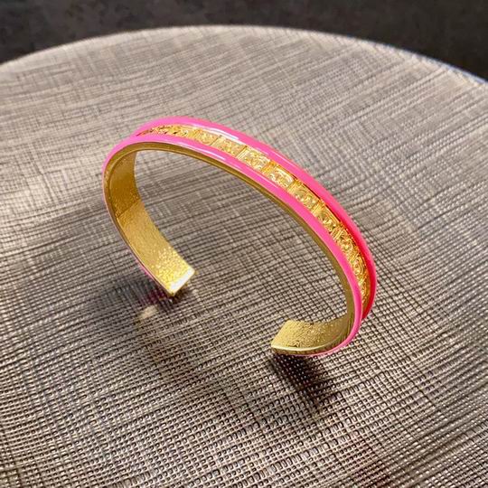 Chanel bracelet 12lyh18